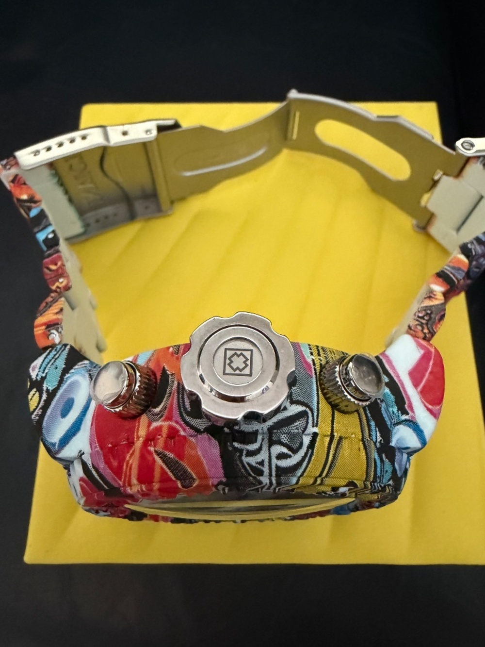 Invicta 52mm Aqua plating mens Grafitti watch New! - Picture 4 of 11